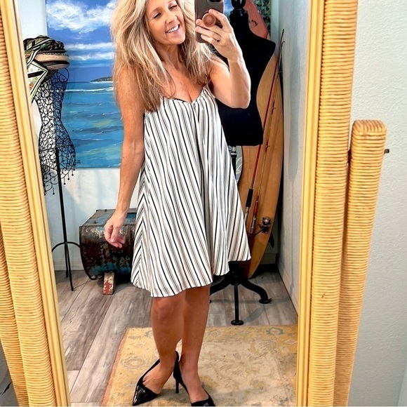 Saks Fifth Avenue,Incredible Quality, Trapeze Swing Dress, Heavier Lining,Size S - Picture 13 of 13